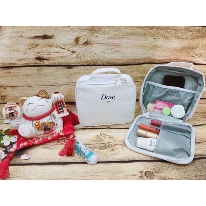 Túi Đựng Đồ Trang Điểm Dove