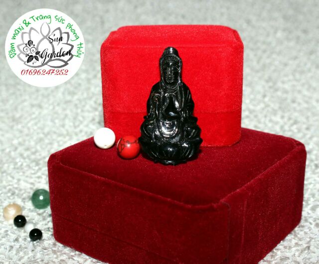 MẶT DÂY CHUYỀN SAN HÔ MẸ QUÁN THẾ ÂM BỒ TÁT MANG LẠI BÌNH AN