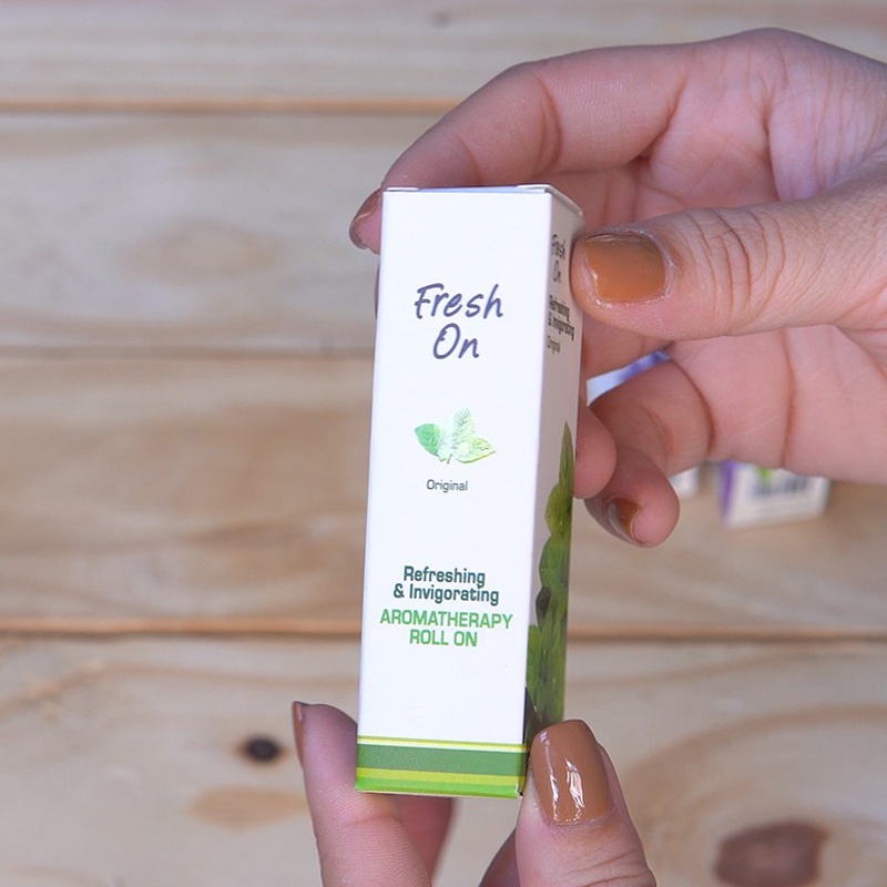 Dầu gió Fresh On bi lăn 8ml Singapore