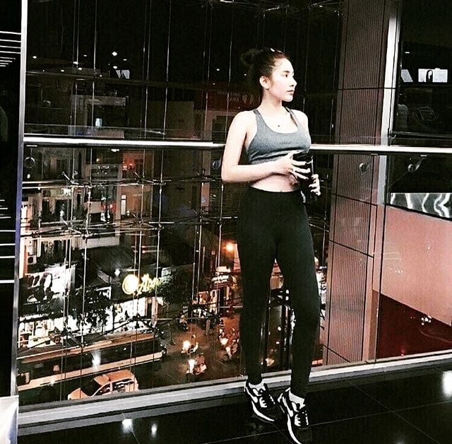 Quần Legging Nữ Xuất Hàn Cạp Cao Siêu Co Giãn (chất dày dặn, may đẹp) | BigBuy360 - bigbuy360.vn