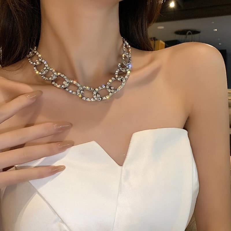 vòng cổ - chocker xích đẹp lung linh( hàng đẹp)