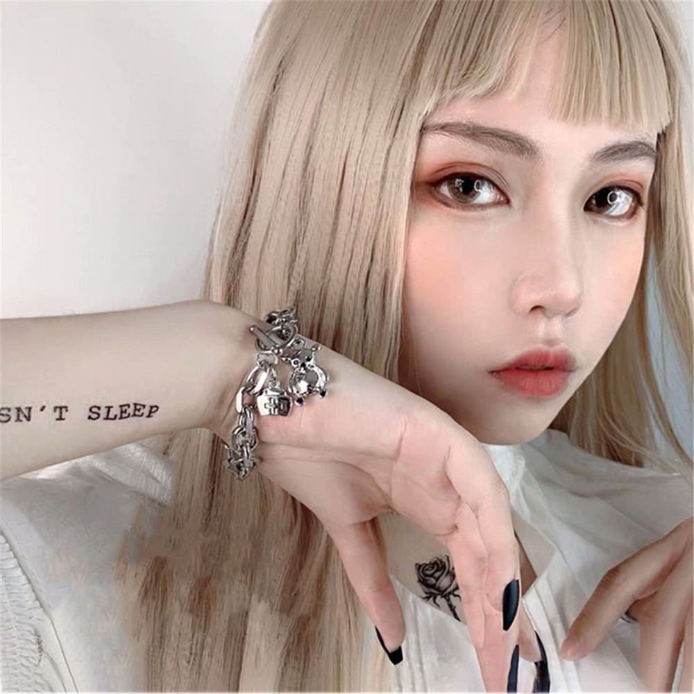 【COD】Vòng tay hình gấu đội nón y tá thời trang cho nữ