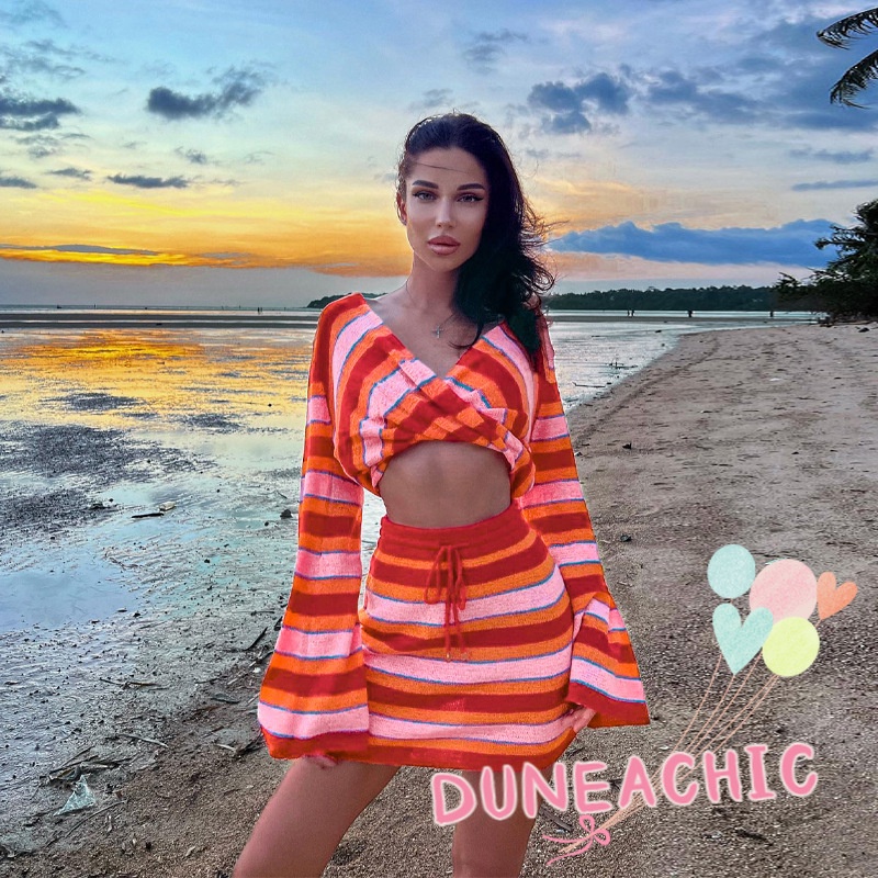 Set Áo Nỉ Dài Tay Cổ Chữ V Và Chân Váy Lưng Cao Phối Dây Rút Phong Cách Sành Điệu