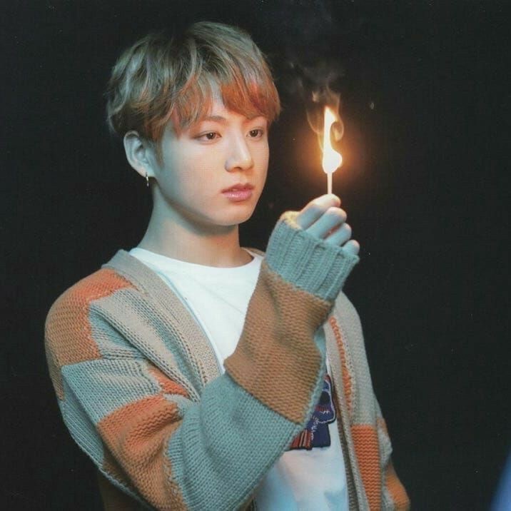 Áo Khoác Cardigan Jungkook BTS Spring Day