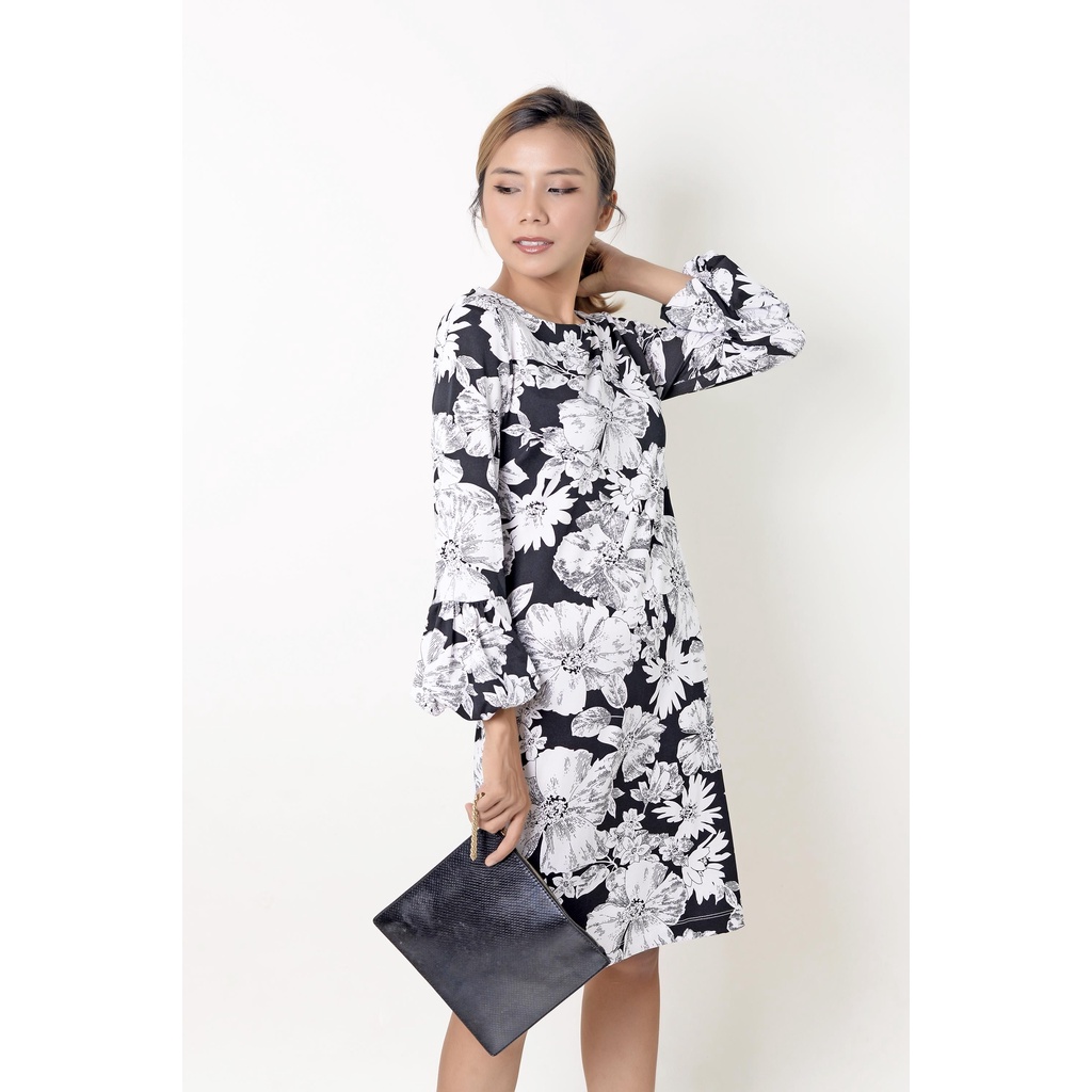 Đầm thun KL dáng suông tay loe