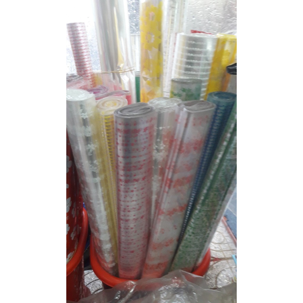 100 tờ giấy kiếng gói hoa nhiều màu70x100