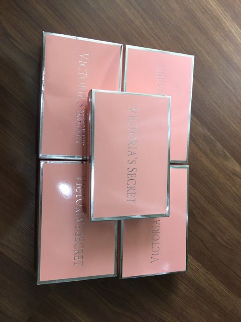 SET 4 CHIẾC QUẦN LÓT VICTORIA SECRET CÓ HỘP CỰC XINH | WebRaoVat - webraovat.net.vn