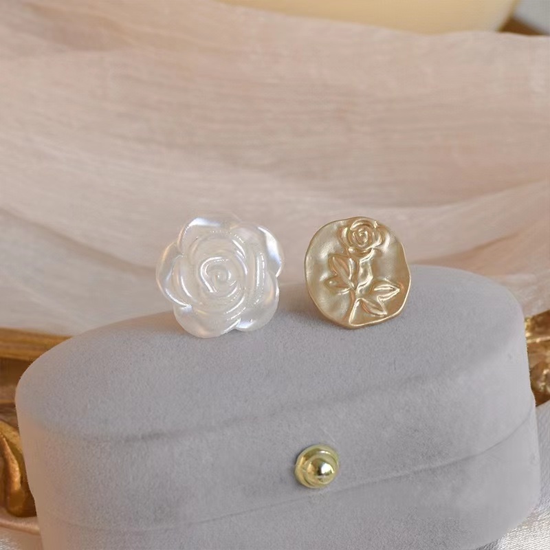 Bông Tai Mạ Bạc 925 Hình Hoa Hồng Trắng Đơn Giản Phong Cách Retro Hàn Quốc