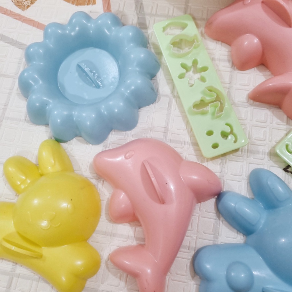 Khuôn Bento Ép Cơm Thỏ, Hoa, Cá Heo Cho Bé