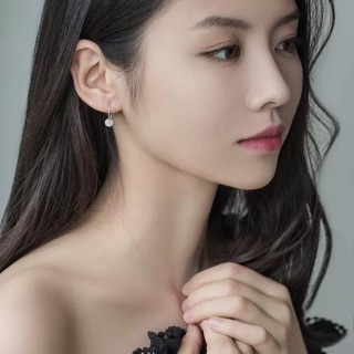Khuyên tròn và cặp lắc khoá