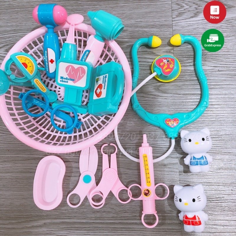 Đồ chơi bác sĩ mèo kitty bé thích làm bác sỹ