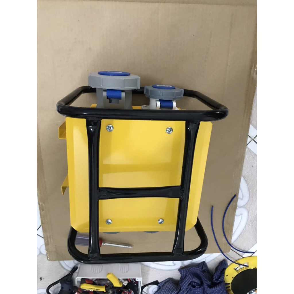 Hộp nguồn thi công 1 pha sắt chống nước 3x16a ip67