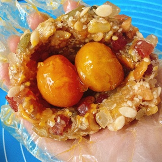 Bánh trung thu thập cẩm homemade