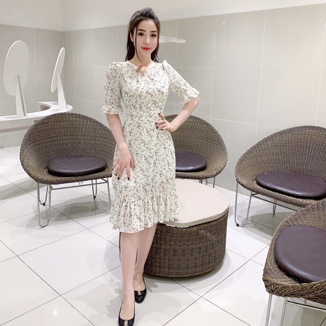 Váy voan lụa hoa nhí trắng