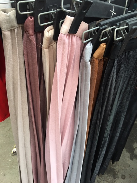 ⚡️FLASH SALE⚡️-CHÂN VÁY XẾP LI HÀNG QUẢNG CHÂU L1 | BigBuy360 - bigbuy360.vn