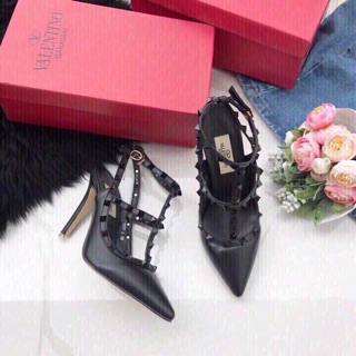 Giầy cao gót valentino