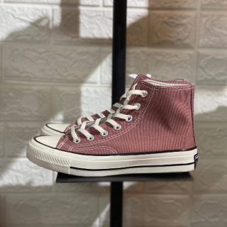 Giày ảnh shop tự chụp