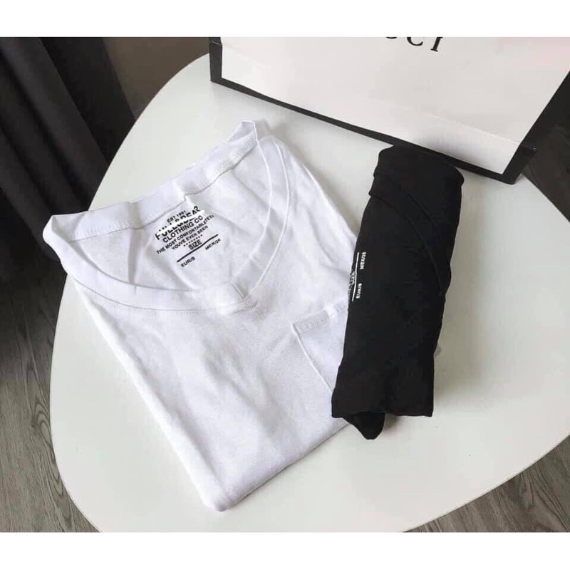 ÁO THUN PULL BEAR CỔ TIM BASIC TRƠN CÓ TÚI