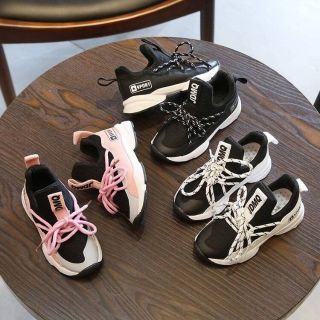 GIÀY THỂ THAO ULZZANG CHO BÉ