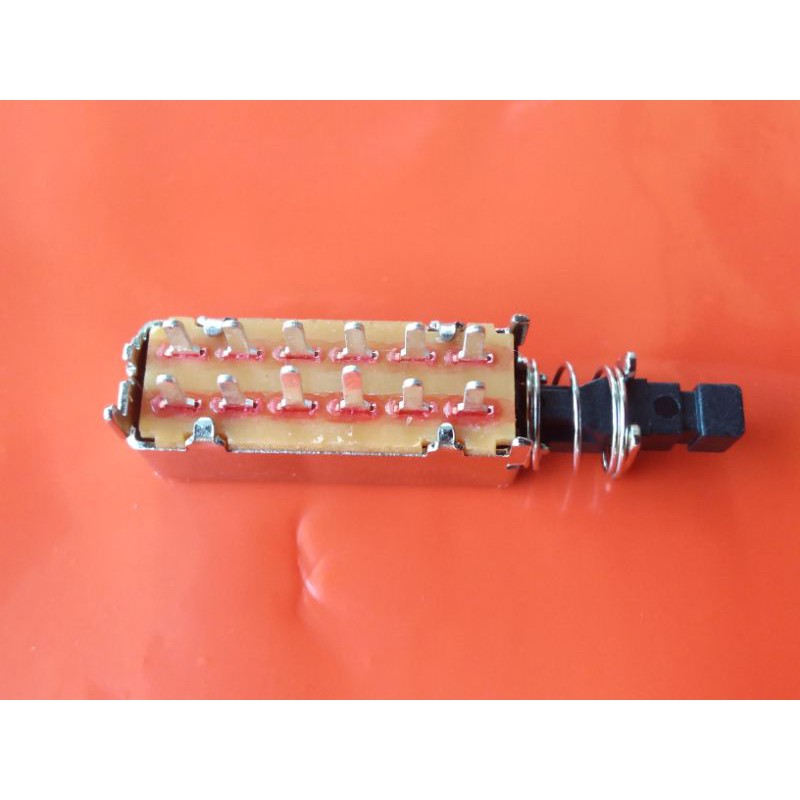 5 nút -công tắc 12 chân 8×35×10mm