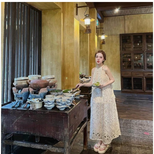 VÁY BẦU DÁNG SUÔNG NHẸ NHÀNG SANG CHẢNH TIỂU THƯ - ĐẦM BẦU 2 LỚP DÀI DÁNG ĐẸP CHO MẸ ĐI LÀM,ĐI CHƠI, DỰ TỆC