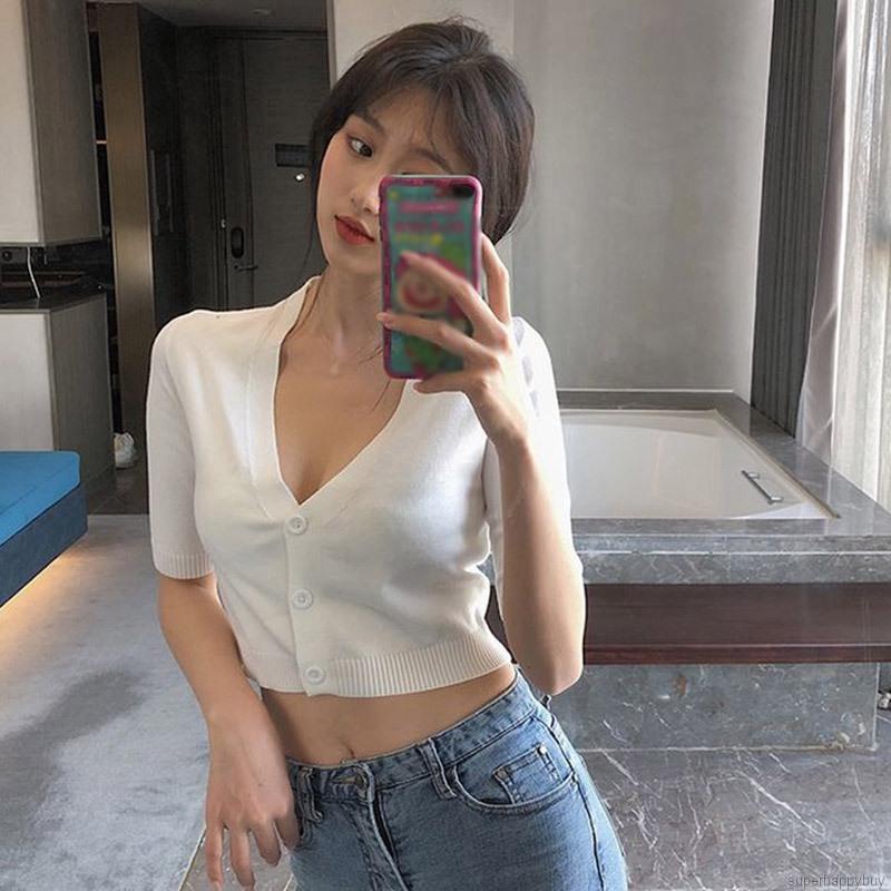 Áo croptop dệt kim ngắn tay phối nút cổ chữ V kiểu dáng đơn giản thời trang cho nữ
