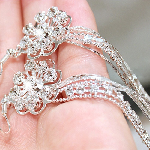 Cặp bông tai dáng dài thiết kế hình vòng quay đính đá quý nhân tạo phong cách sang trọng dành cho nữ