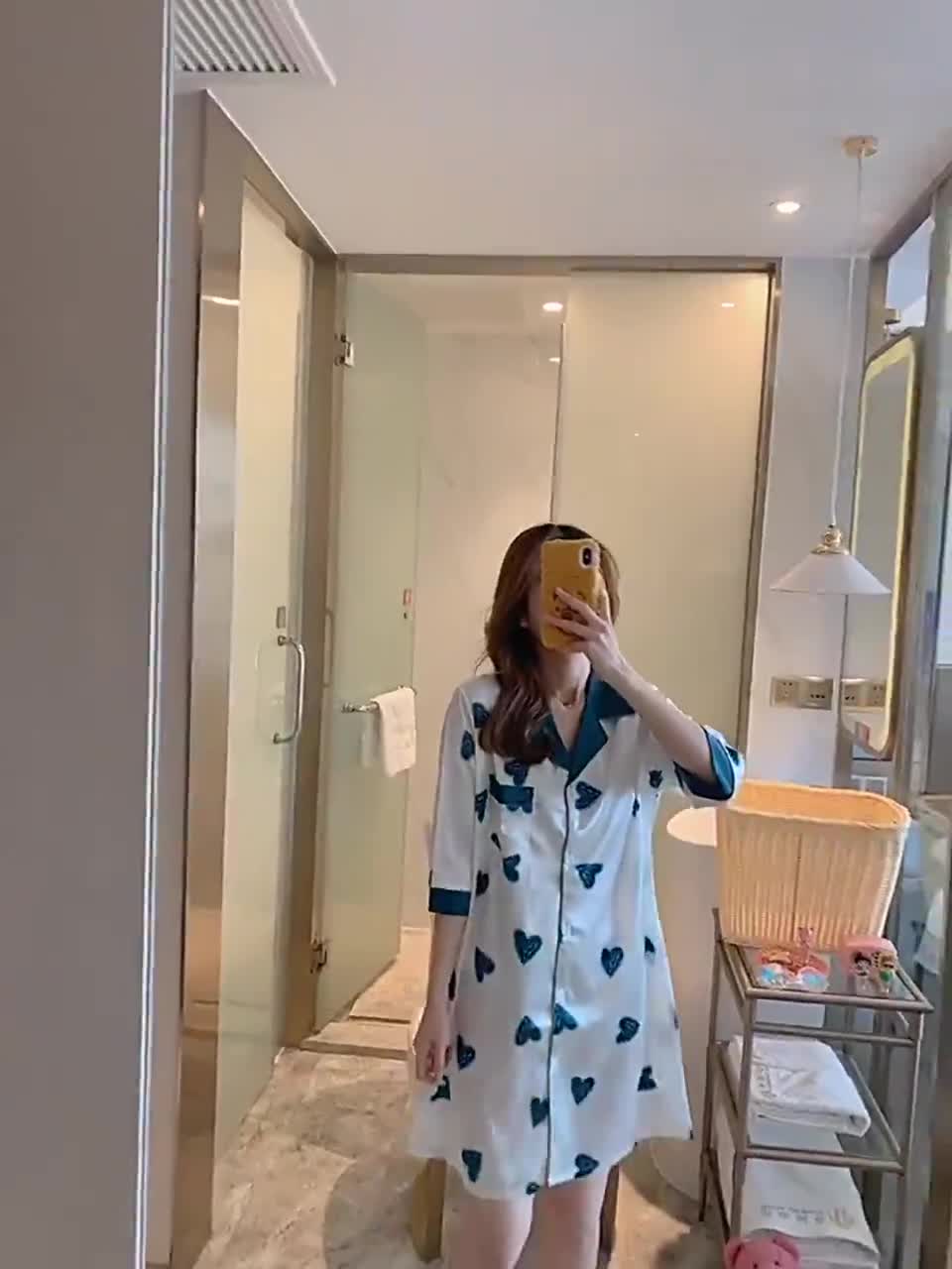 Váy ngủ pijama lụa Quảng Châu cao cấp, đầm ngủ mặc nhà mềm mát Minxu Shop, sang chảnh, sexy mã VP | BigBuy360 - bigbuy360.vn