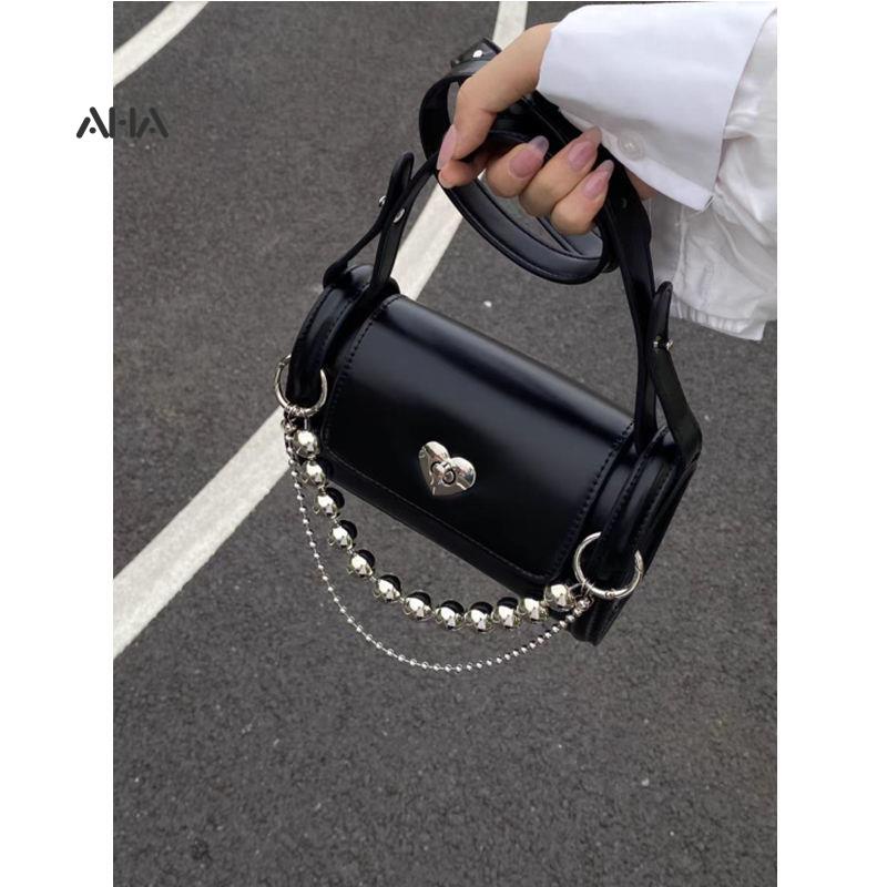 Túi xách AHA official thiết kế với dây xích kim loại khóa hình trái tim phong cách Âu Mỹ cho nữ