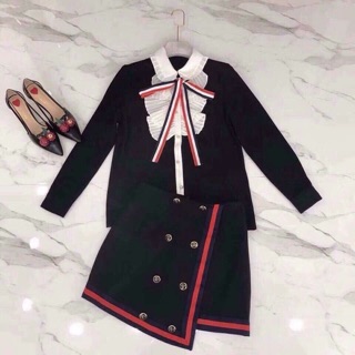 Set áo + chân váy gucci