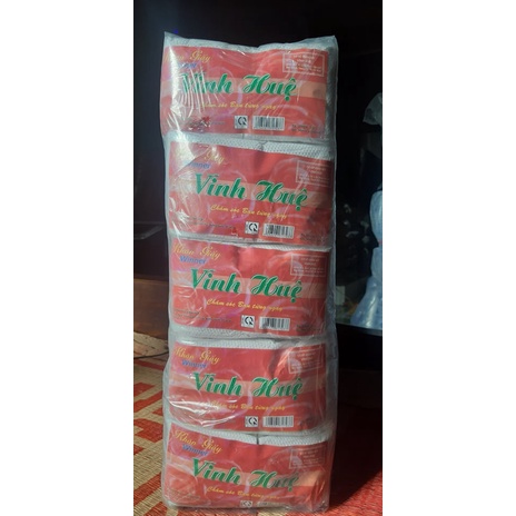 1 cây Khăn giấy rút đa năng Vĩnh Huệ