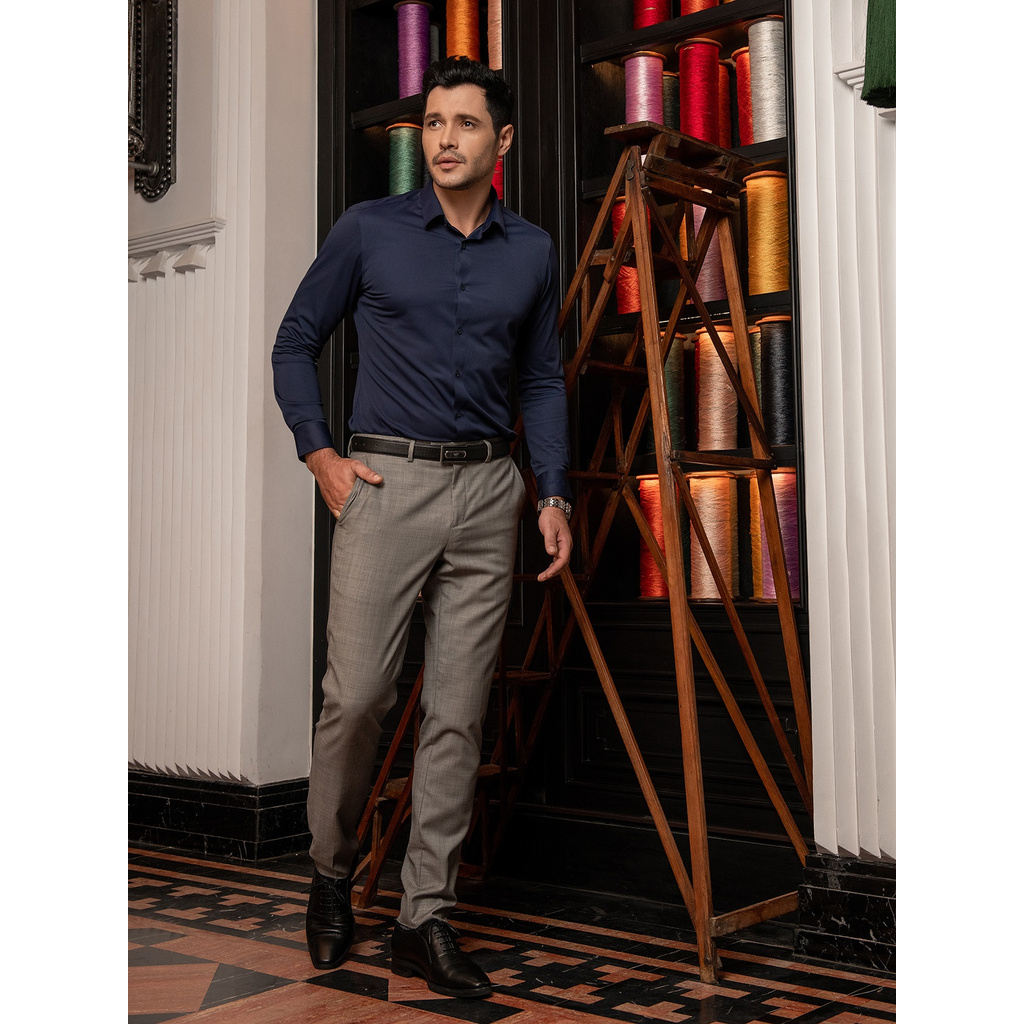 Áo Sơ Mi Nam Dài Tay ARISTINO ALS12009 Somi Công Sở Cao Cấp Màu Xanh Navy Kẻ Sọc Chìm Vải Sợi Knit Dáng Ôm Không Túi | BigBuy360 - bigbuy360.vn