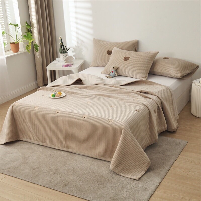 Chăn gối Gấu Teddy nỉ tuyết sữa cao cấp