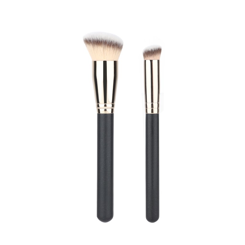 Cọ trang điểm MAC 170 đánh phấn nền/phấn che khuyết điểm