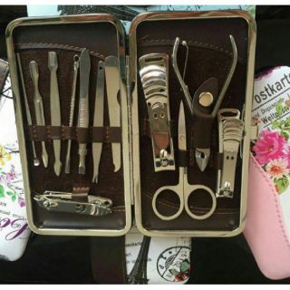 Bộ cắt tỉa móng tay 12 món