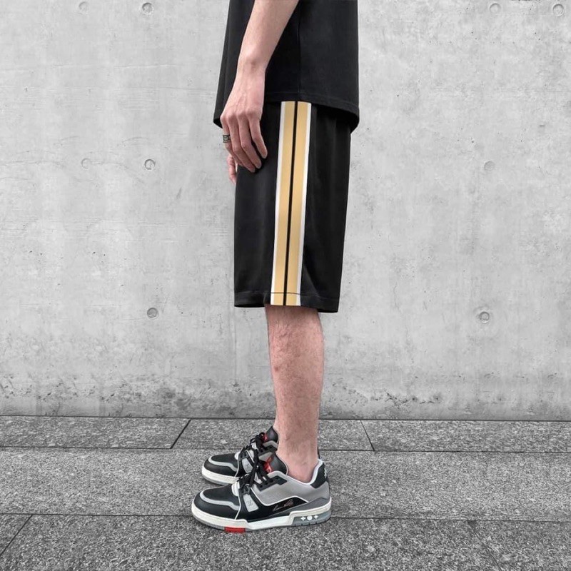 [Mã SKAMA06 giảm 8% TỐI ĐA 50K đơn250K] Quần short TBG sọc vàng , quần sooc nam nữ Hàn Quốc unisex , MSW Town | BigBuy360 - bigbuy360.vn