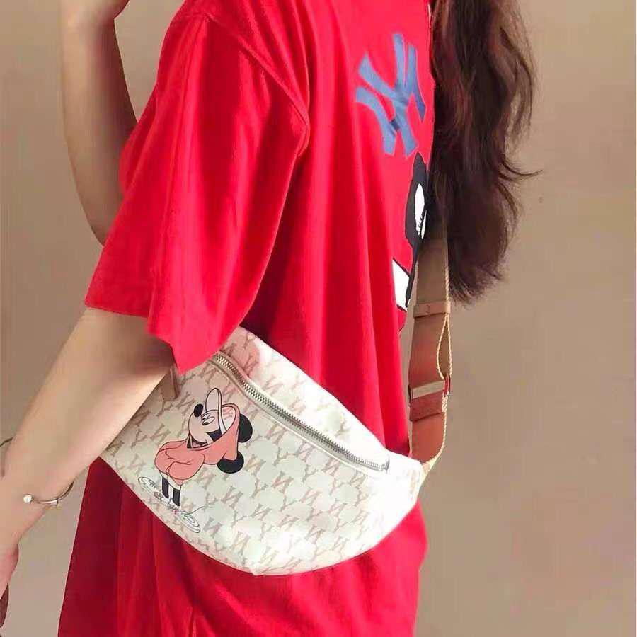 Túi NY MLB, Túi đeo chéo NY Mickey chất liệu Canvas 2 màu đen, Be BapeVN
