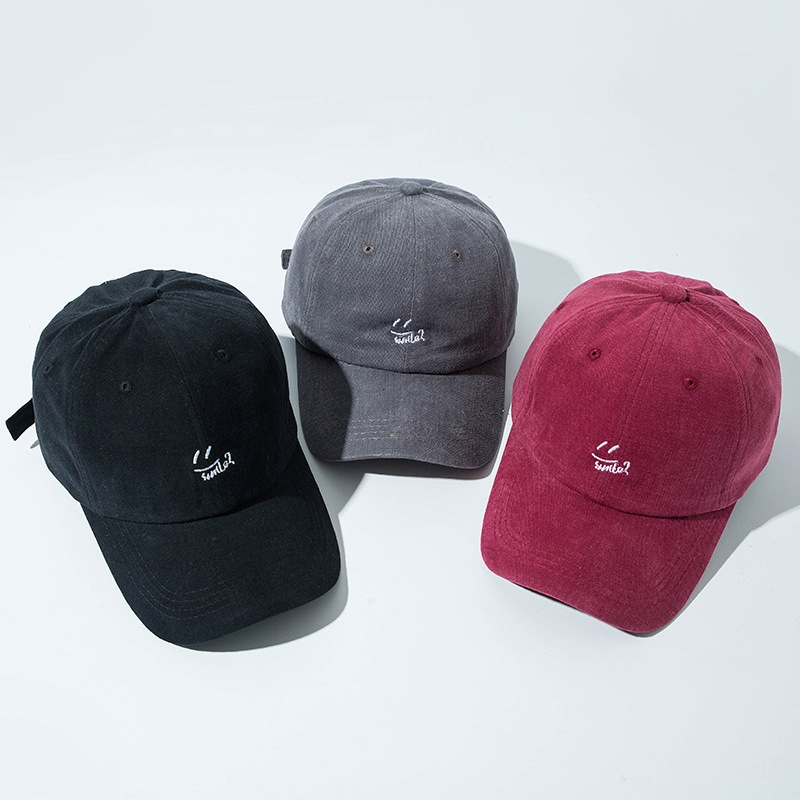 Mũ lưỡi trai thêu họa tiết mặt cười đơn giản thời trang