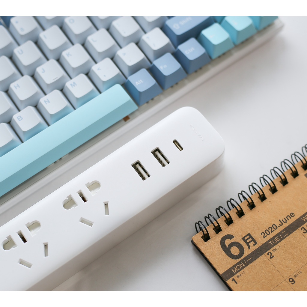 Ổ cắm điện tích hợp sạc nhanh 20W 2A1C Xiaomi XMCXB05QM, 2500W MAX, 10A MAX, 250V