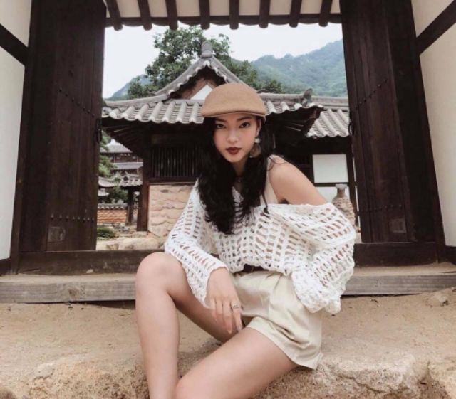 Áo lưới khoác ngoài móc lỗ to | BigBuy360 - bigbuy360.vn