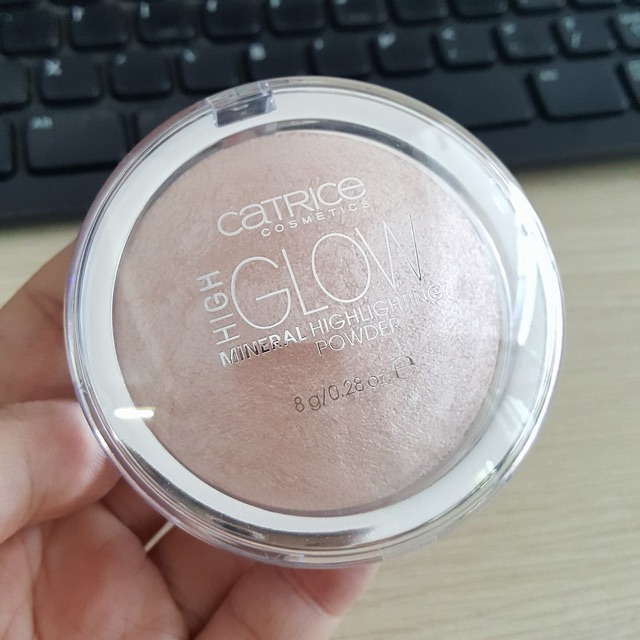 Phấn bắt sáng Catrice High Glow Mineral Highlighting