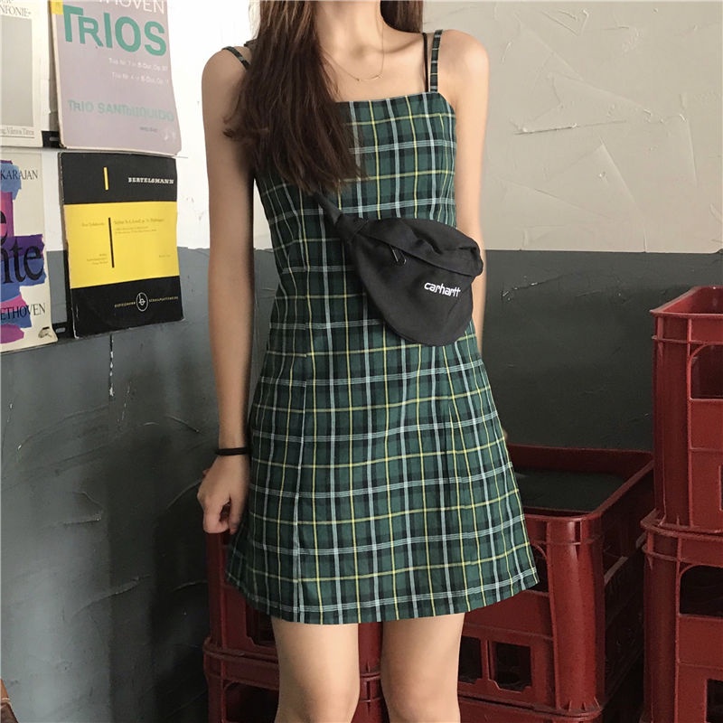 Đầm hai dây họa tiết sọc caro màu xanh lá ngọt ngào thời trang cho nữ