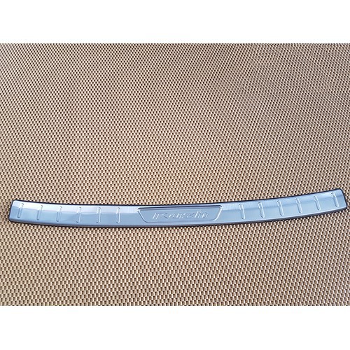 Chống trầy cốp ngoài toyota Rush 2019 mẫu inox