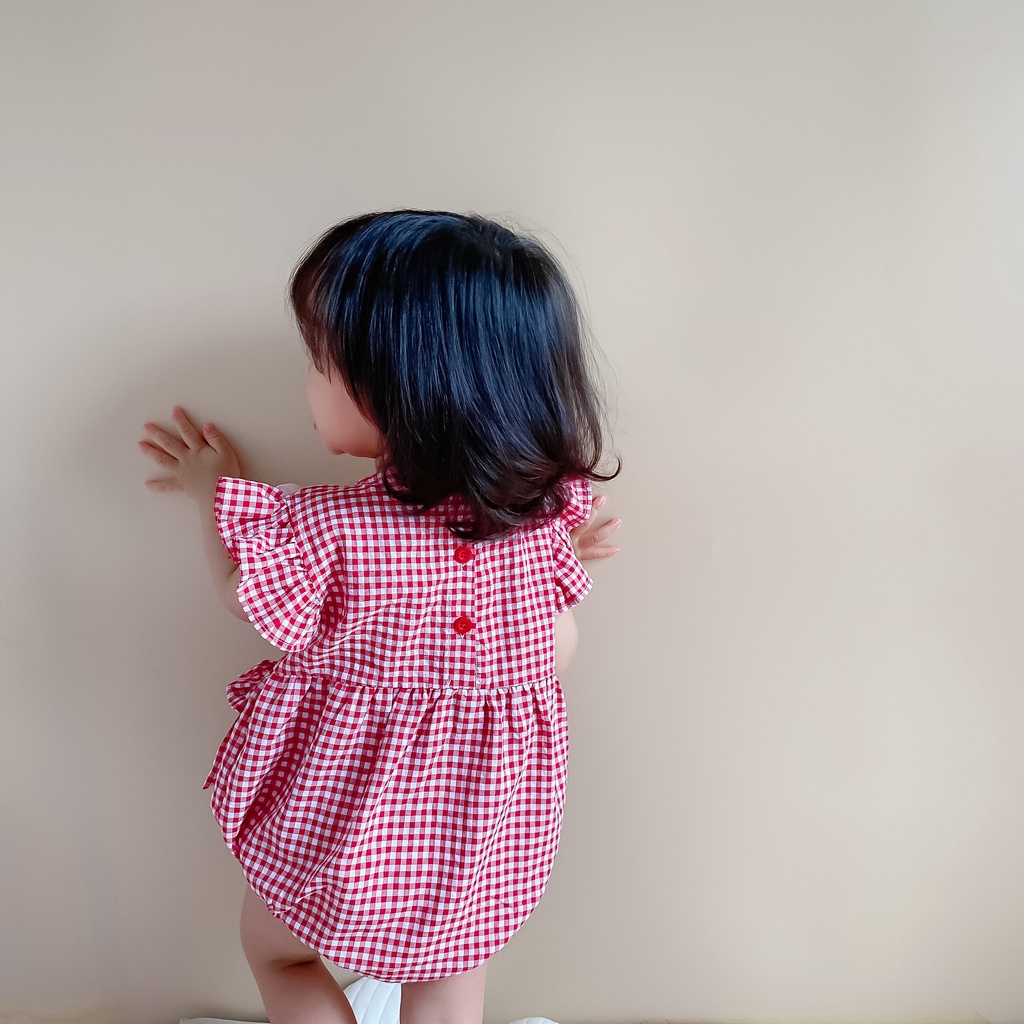 Set áo liền quần họa tiết caro đỏ thêu hình trái dây + băng đô thời trang mùa hè cho bé gái sơ sinh