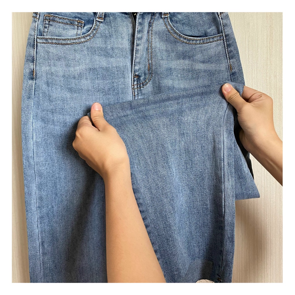 Quần jean ống đứng xé lai kiểu vuông