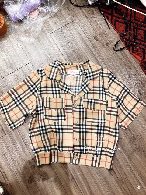 Áo sơ mi cổ vest