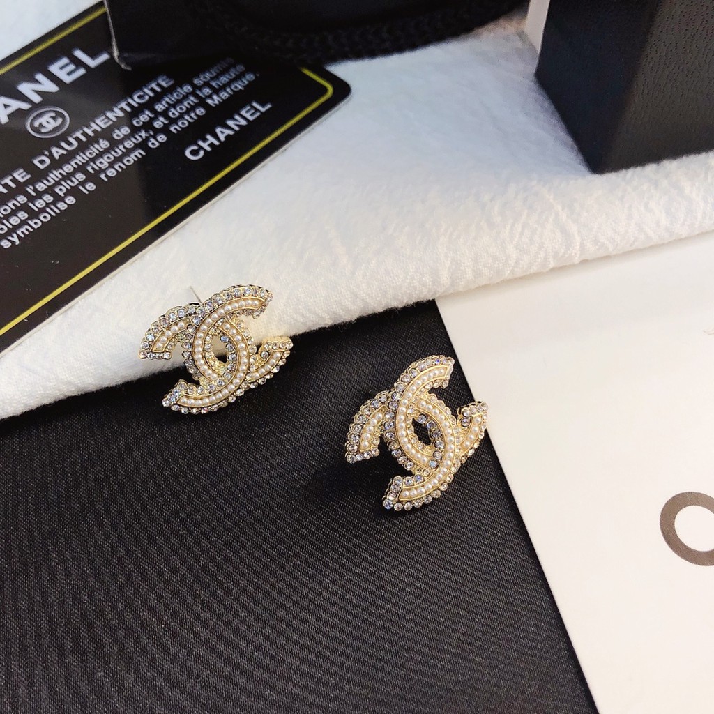 CHANEL Bông Tai Chữ C Đính Đá Và Ngọc Trai Thời Trang Cho Nữ
