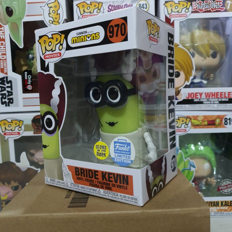 Đồ chơi mô hình funko pop 970 Bride Kevin (Glow in the Dark) - Minions