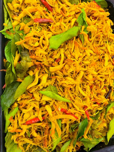 KHÔ GÀ LÁ CHANH ĂN VẶT KETO/DAS | BigBuy360 - bigbuy360.vn