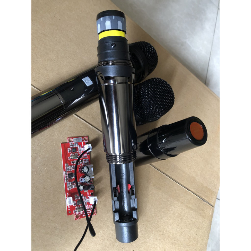 Micro karaoke không dây SHURE UGX 23 với chế độ tự ngắt(MỚI 2021) Micro loa kéo cực hay UGX-23 sóng mạnh xa